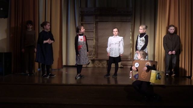 Анна Ерошина. "Кто живёт в шкафу?". Студия "Праздник".