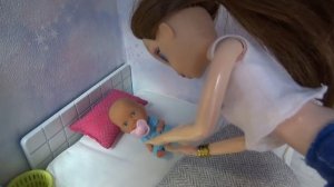 О НЕТ! МАКС ПУПСИК! Катя и Макс веселая семейка. Мультики с куклами Барби. Видео с игрушками