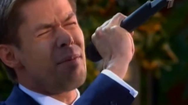 Песни Прошлых Лет.Песню ЭДИТЫ ПЬЕХИ " ГОРОД ДЕТСТВА " исполняет ее внук СТАС ПЬЕХА.