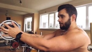 Как Прокачать Центр Груди. Одно Мощное и Простое Упражнение!