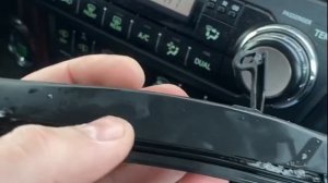 Дворник примёрз к лобовому стеклу прадо 150