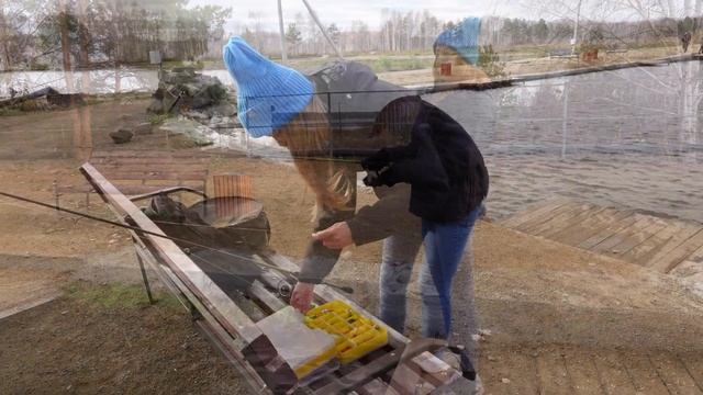 ЛОВЛЮ ФОРЕЛЬ НА СПИННИНГ. Эта рыбина загнула удочку в дугу! Рыбалка на платнике. смотреть онлайн