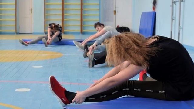 Мокеевская средняя школа получила новый спортивный инвентарь смотреть онлайн