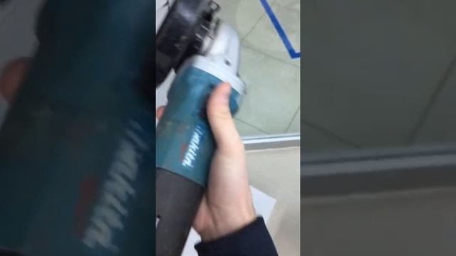 Ушм makita 9565cvr