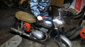 JAWA 360 Ява старуха снимаем устанавливаем цилиндра, проводим испытание