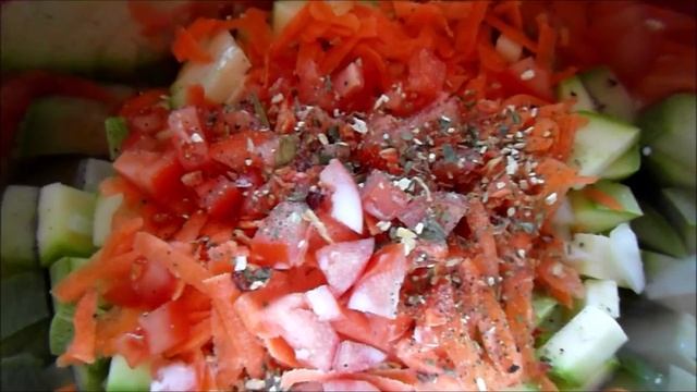 Густой суп - пюре из кабачков. Или кабачковая икра))) смотреть онлайн