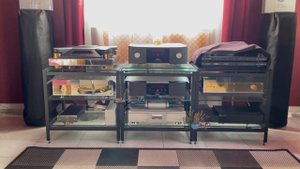 JBL HDI 3800, Mark Levinson No.5101, Mark Levinson No.5805. www.nlaudio.hu Tel. +36307908049