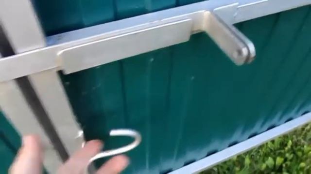 Ворота на даче смотреть онлайн