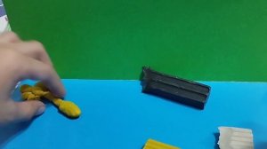 как можно сделать из пластилина жёлтый новый персонаж друг