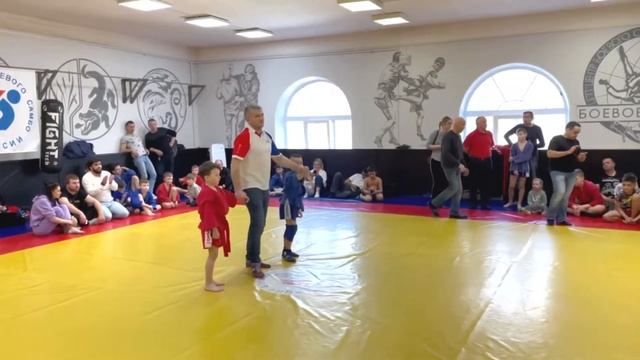 Турнир по боевому САМБО памяти ученика А.А.Харлампиева "Георгия Павловича Долголенко 17.04.2021 смотреть онлайн