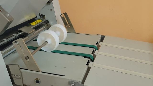 Фальцевальная машина (фальцовка) Uchida AeroFold смотреть онлайн