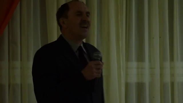 Поет Лубенец смотреть онлайн