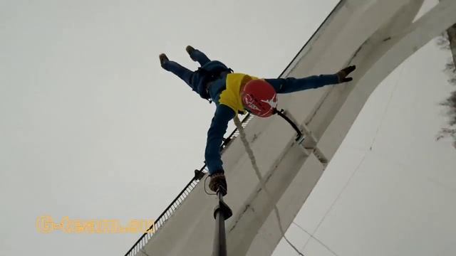 Прыжок на верёвке с моста на наб. Федоровского. Rope Jumping смотреть онлайн