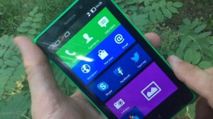 Nokia XL Dual SIM - первый Android-смартфон от Nokia - видео обзор