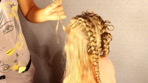 Бантики из волос на косичках. Детская прическа.