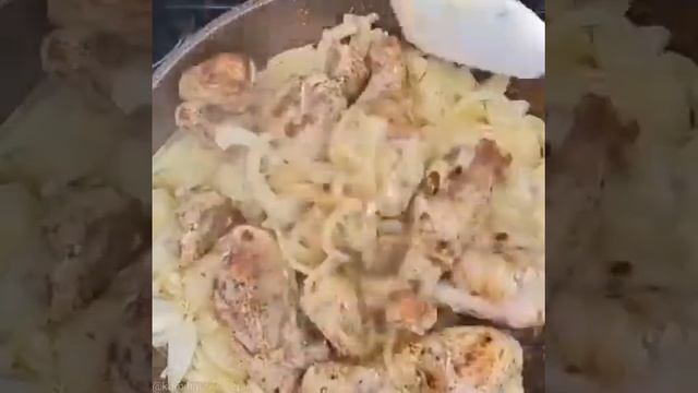 "Курица в луковом соусе"