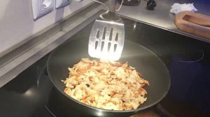 Жареный сыр чечил