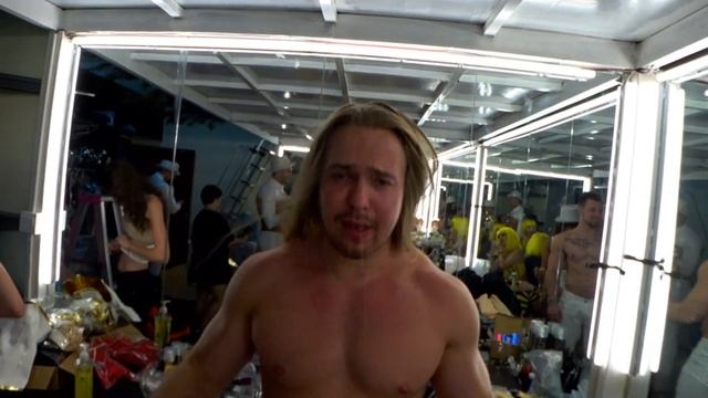 Открытие клуба в Китае , электро мото , свой магазин Apple Китае смотреть онлайн