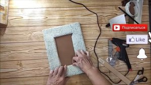ФОТОРАМКА СВОИМИ РУКАМИ Как сделать красивую фоторамку из картона, обоев и подручных средств