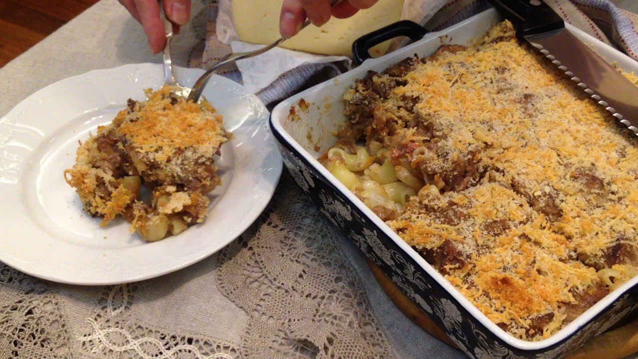 Запеканка из макарон с куриной печенью в сырном соусе