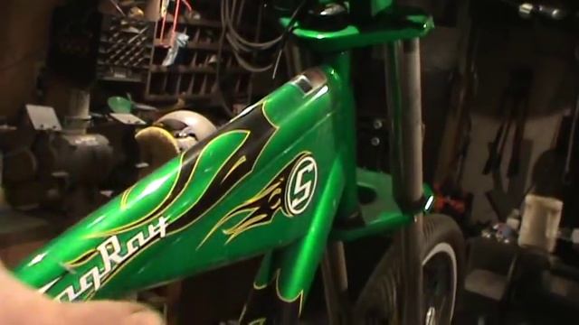 schwinn stingray moped build part 2 смотреть онлайн