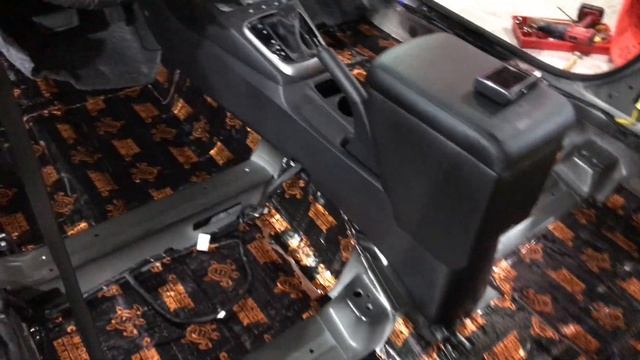 Kia Rio вибро шумоизоляционные материалы в заводском исполнение имеются, но нет предела совершенств
