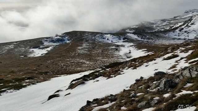 Ангарский перевал - Чатыр-Даг (Верхнее плато). Прогулки в облаках смотреть онлайн