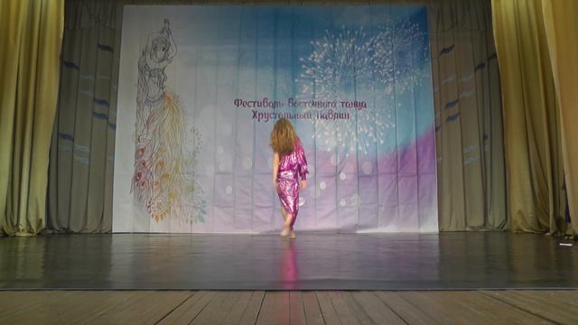 Дембицкая Владислава табла. Хрустальный Павлин 2021 смотреть онлайн