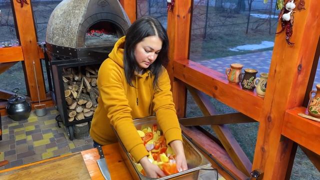 Огромные Говяжьи Ребрышки Приготовленные в Печи! Простой и Вкусный Рецепт Ребрышек