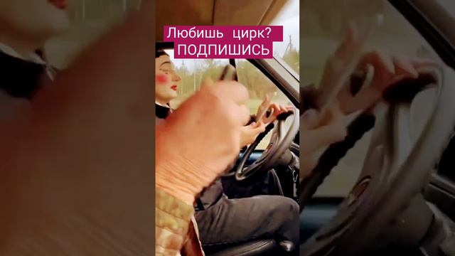 Привет 👋 Мы группа молодых энтузиастов, стремящихся сделать мир вокруг чуточку счастливей и веселее