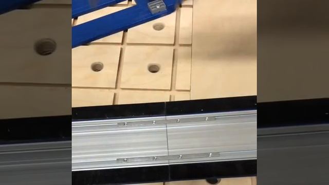 Как раскроить фанеру или щит в полевых условиях | Приспособление для раскроя Accu Сut KMA2700 Kreg смотреть онлайн