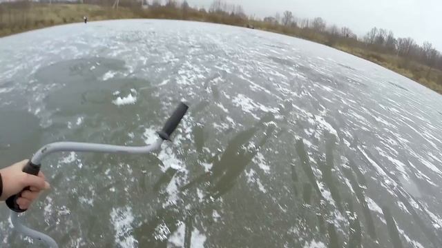 Первый лед ноябрь! Зимняя рыбалка 2018 - 2019. Ситуация на прудах, поиск окуня смотреть онлайн