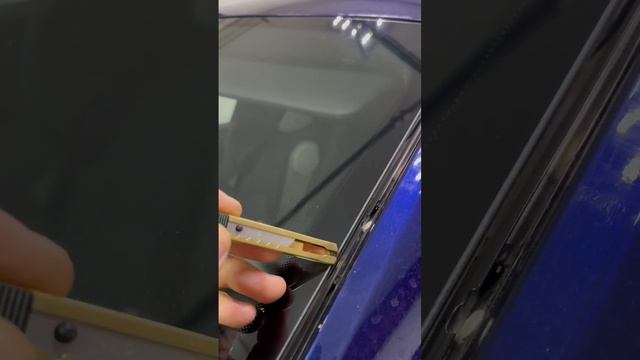 Оклейка лобового стекла смотреть онлайн