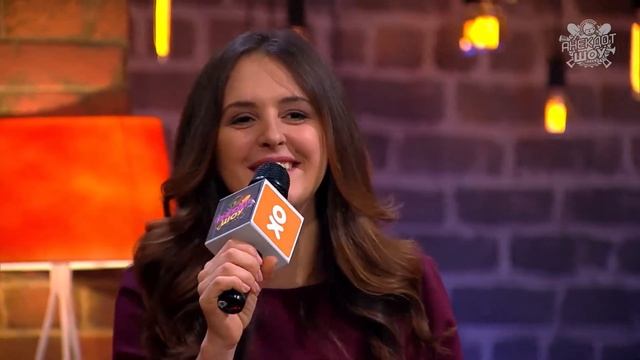 Анекдот шоу: Мария Шумакова про еврейскую пару смотреть онлайн