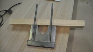 Изготовление и установка деревянного подоконника