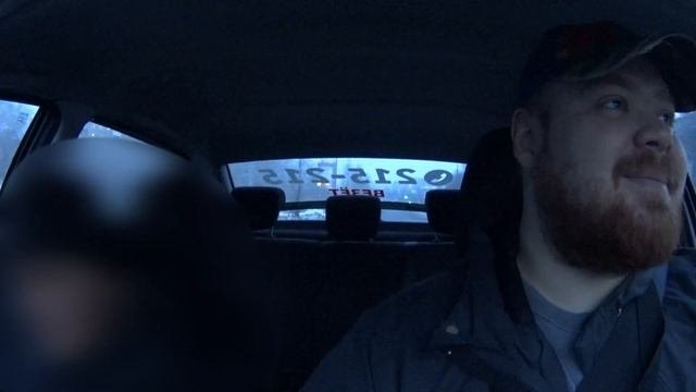 ПОТЕРЯЛ ВСЁ! ЖИВЁТ В ПОДЪЕЗДЕ! ПОСЛЕДНИЙ ШАНС - РАБОЧИЙ ДОМ!