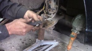 Hyundai Accent, замена шаровой опоры