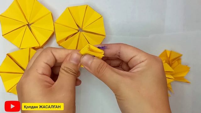 Қағаздан Ананас жасау. / Ананас из бумаги. / Оңай қолөнер // Қазақша оригами смотреть онлайн
