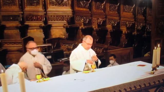 FCRM211106-3- CONSACR.&COMUN. S. MESSA Sab.6Nov.21-BASILICA SAN FRANCESCO ASSISI-Dif.2h.YouTube-ITA смотреть онлайн