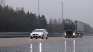 Volvo Trucks - Emergency braking at its best!