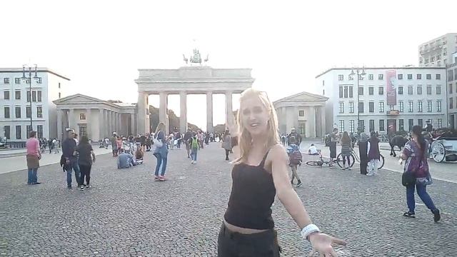 Happy Birthday from Berlin, Becky!!!! смотреть онлайн