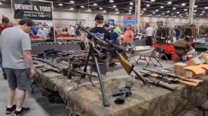 Американский базар/рынок оружия (Gun show)