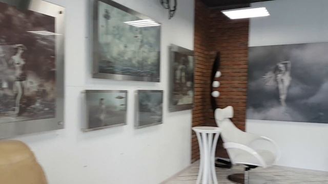 Выставка картин Игоря Вечерского в LOFT 228, Новосибирск смотреть онлайн