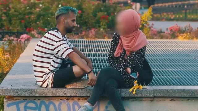 1000 TL'ye BANA GELİR MİSİN ? (Türbanlı Kız Kabul Etti!) смотреть онлайн