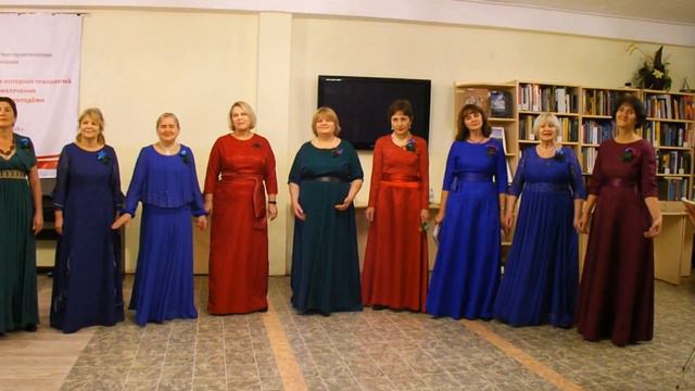 Отчего так в России берёзы шумят...