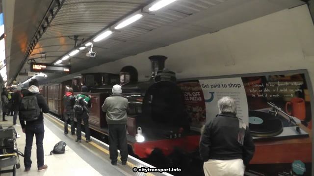 LU150 Steam Train @ Kings Cross St Pancras смотреть онлайн