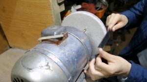 Как сделать спуски на клинке. Как сделать ровные спуски#обучающиевидео
