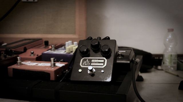 Artifact 048: Mountain Face Demo (by Artifact Pedals) смотреть онлайн