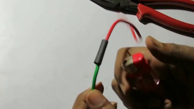 Heat Shrink Tube Sleeves - To fix broken wire смотреть онлайн