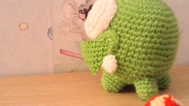 Вязаная игрушка Ам Ням